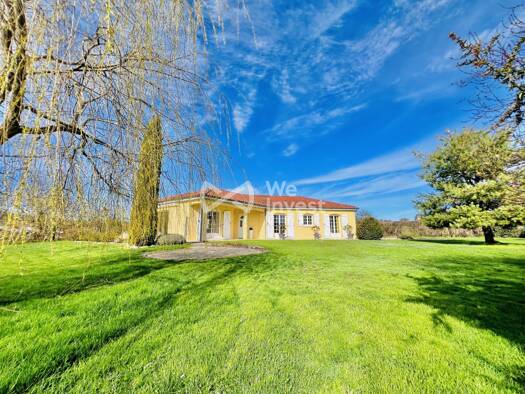 Villa à vendre 349 900 € 6 pièces 4 chambres 133,4 m² 2 113 m² de terrain Aigueperse 63260