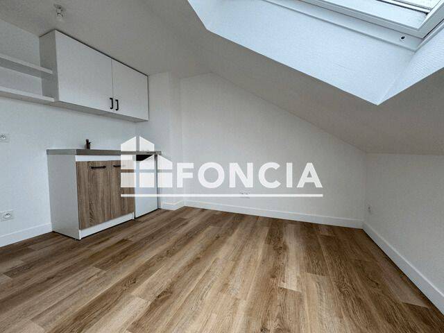 Appartement 2 pièces 14 m² · à Le Mans · 13,6 m² · 390 €/mois