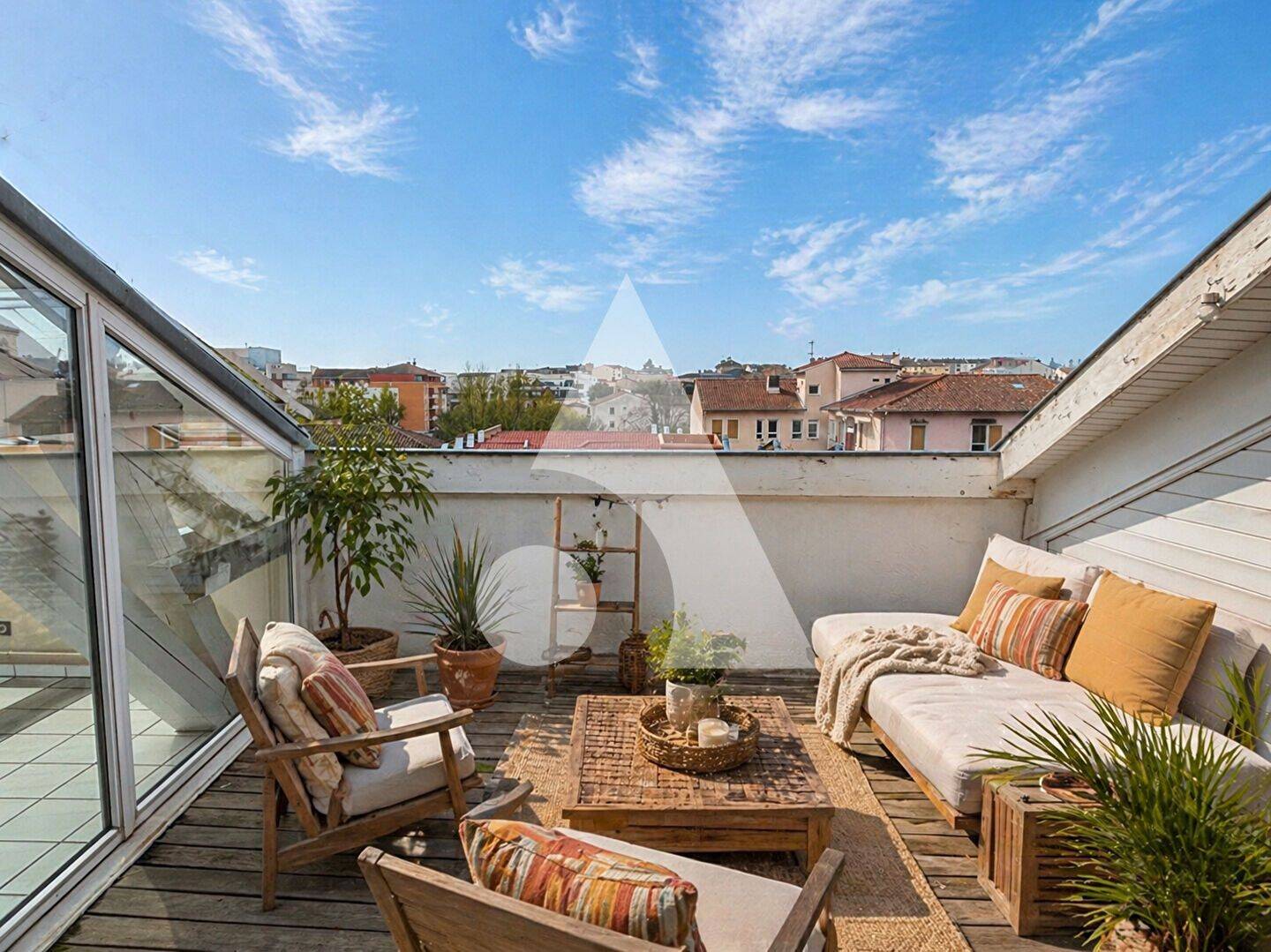 Appartement 5 pièces 127 m² · à Villefranche-sur-Saône · 127 m² · 335 000 €