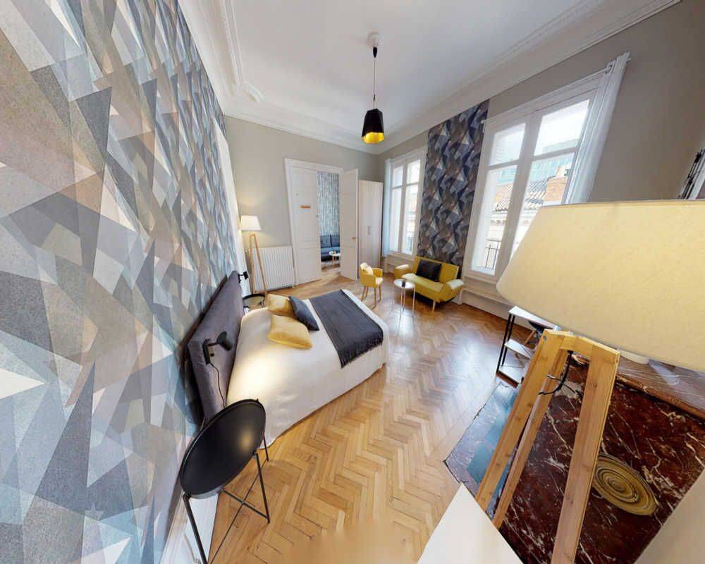 Appartement 5 pièces 140 m² · à Bordeaux · 140 m² · 840 €