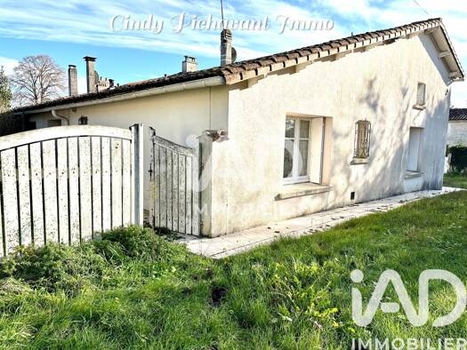 Maison de plain-pied à vendre 159 000 € 4 pièces 3 chambres 90 m² 588 m² de terrain Sablonceaux 17600
