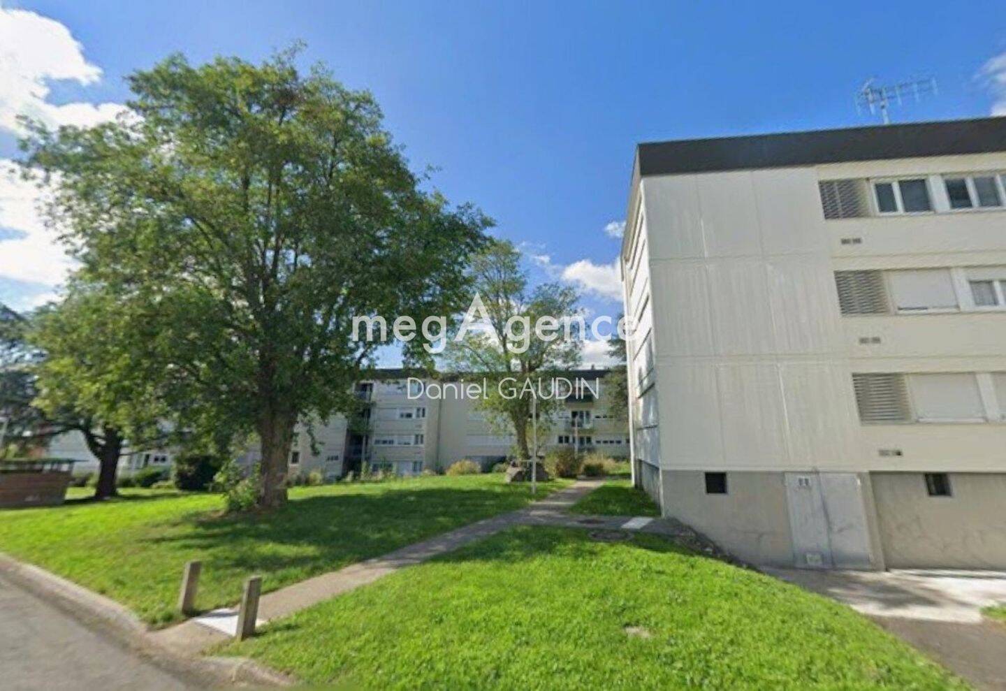 Appartement 4 pièces 75 m² · à Cognac · 75 m² · 64 000 €