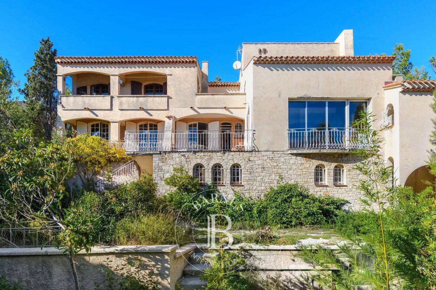 Maison 8 pièces 240 m² · à Sausset-les-Pins · 240 m² · 950 000 €