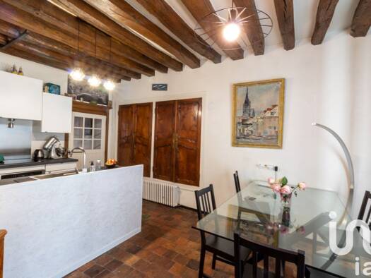 Maison de ville à vendre 199 000 € 6 pièces 2 chambres 110 m² 148 m² de terrain Rive du Loing Nemours 77140