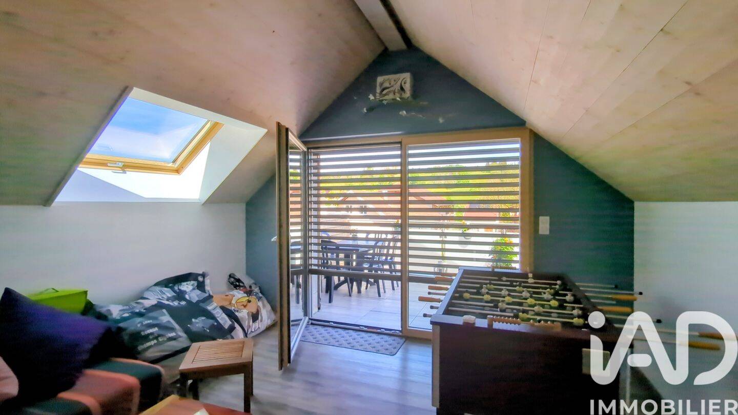 Appartement 6 pièces 121 m² · à Rochejean · 121 m² · 370 000 €