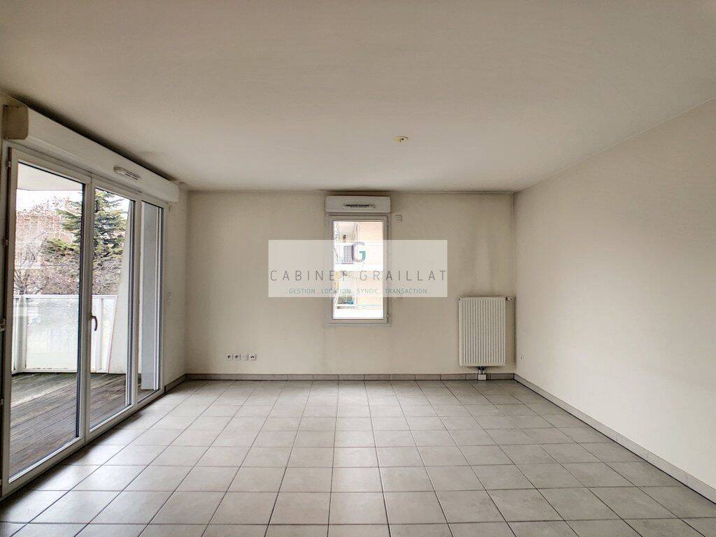 Appartement 3 pièces 60 m² · à Chambéry · 60 m² · 989 €