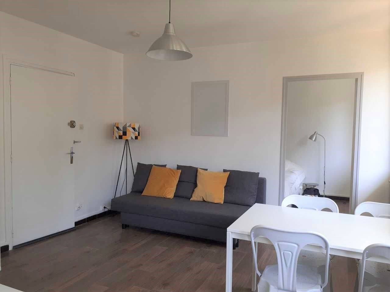 Appartement 2 pièces 32 m² · à Nimes · 32,2 m² · 577 €/mois