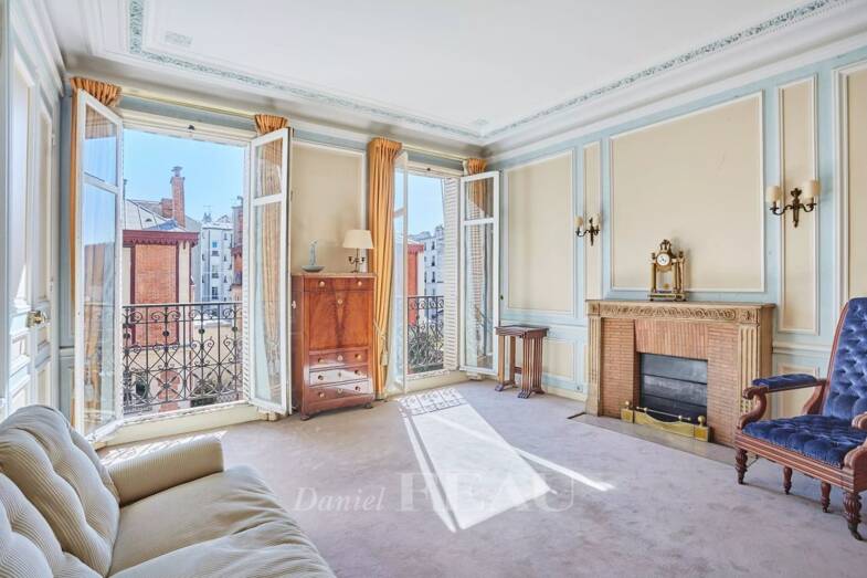 Appartement à vendre 1 445 000 € 5 pièces 4 chambres 105,1 m² Étage 3/6 Paris 9ème 75009