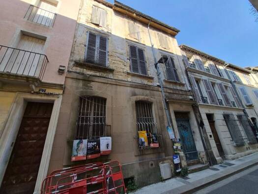 Maison à vendre 234 000 € 6 pièces 5 chambres 220 m² 124 m² de terrain La Balance-Palais des Papes Avignon 84000