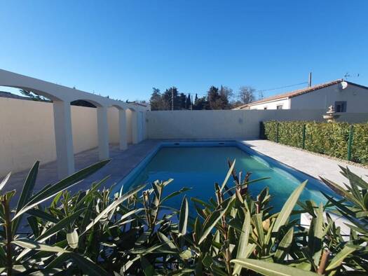 Maison de plain-pied à vendre 299 900 € 1 pièce 4 chambres 110 m² 1 991 m² de terrain Castelnaudary 11400