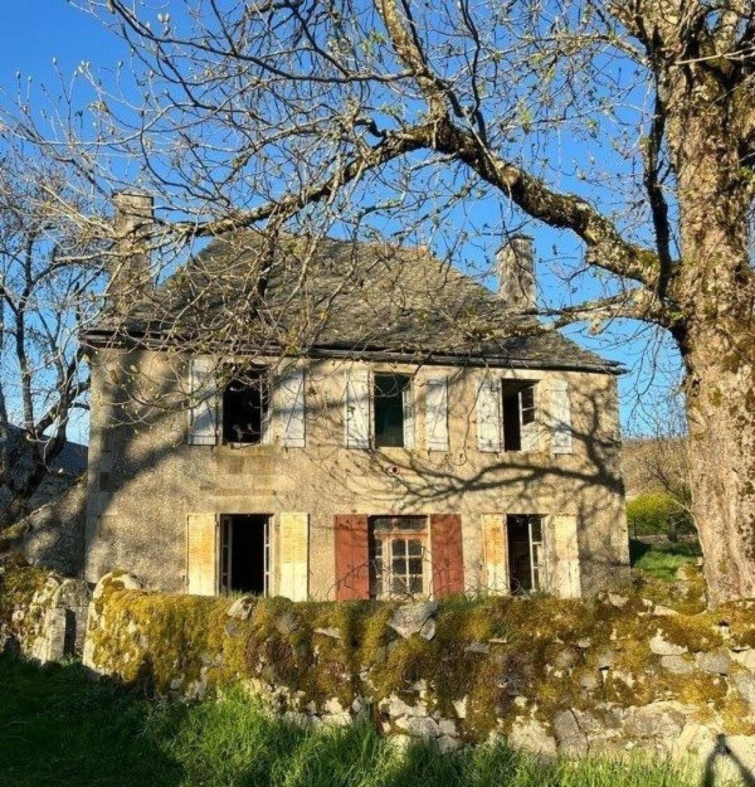 Maison 4 pièces 114 m² · à Valette · 114 m² · 69 500 €