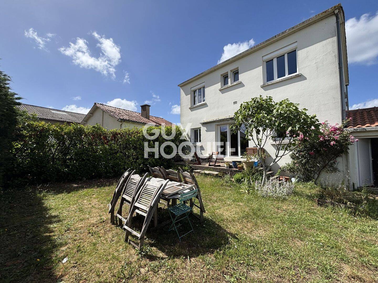 Maison 6 pièces 158 m² · à La Chapelle-Heulin · 158 m² · 1 300 €