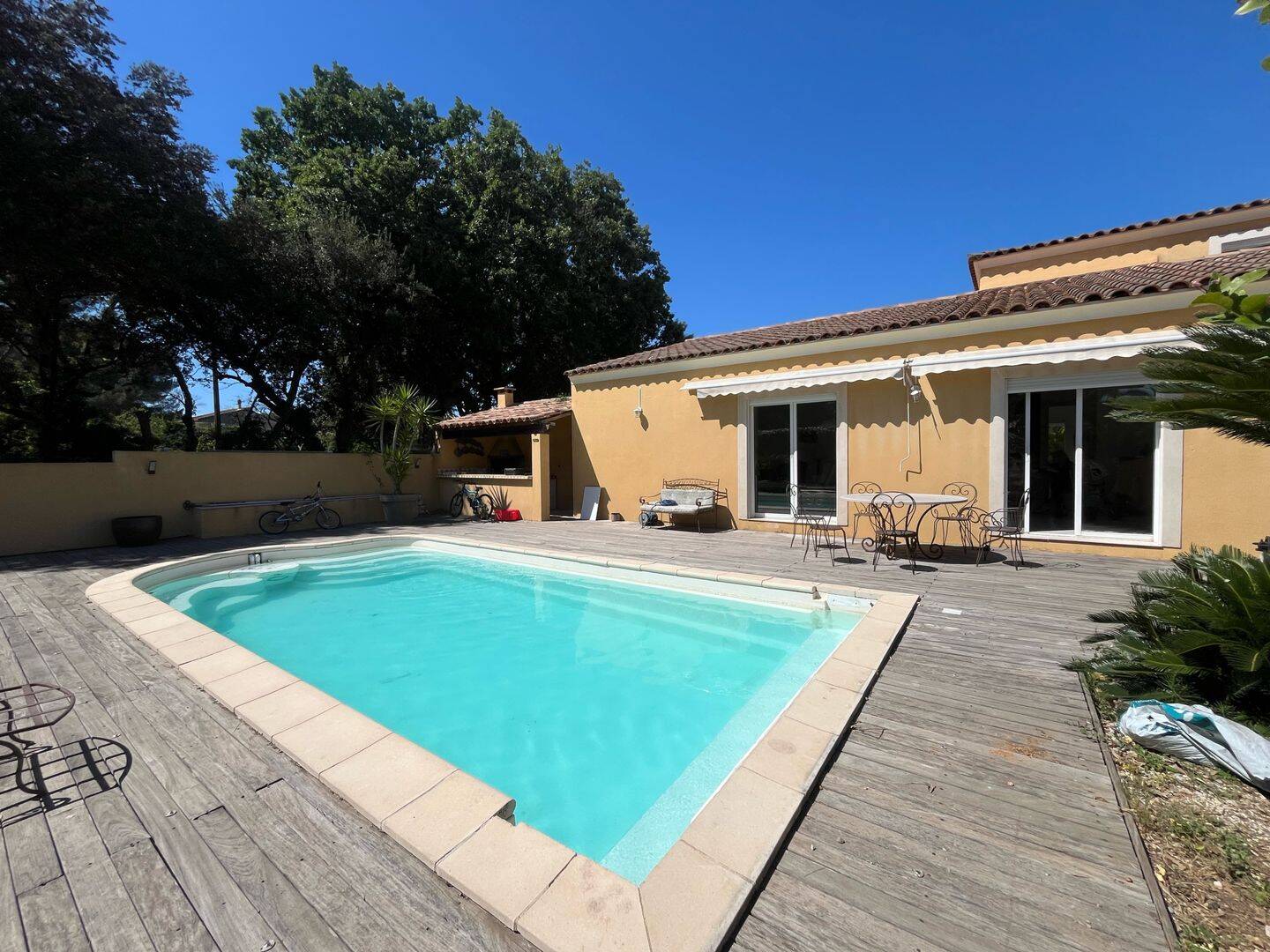 Maison 6 pièces 230 m² · à La Seyne-sur-Mer · 230 m² · 749 000 €