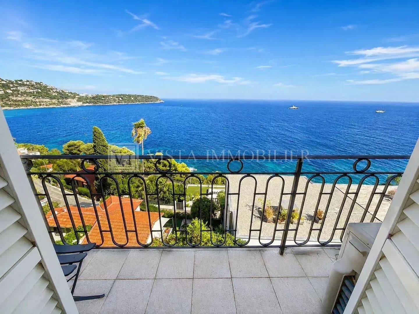 Appartement 3 pièces 49 m² · à Roquebrune-Cap-Martin · 49,3 m² · 2 800 €/mois