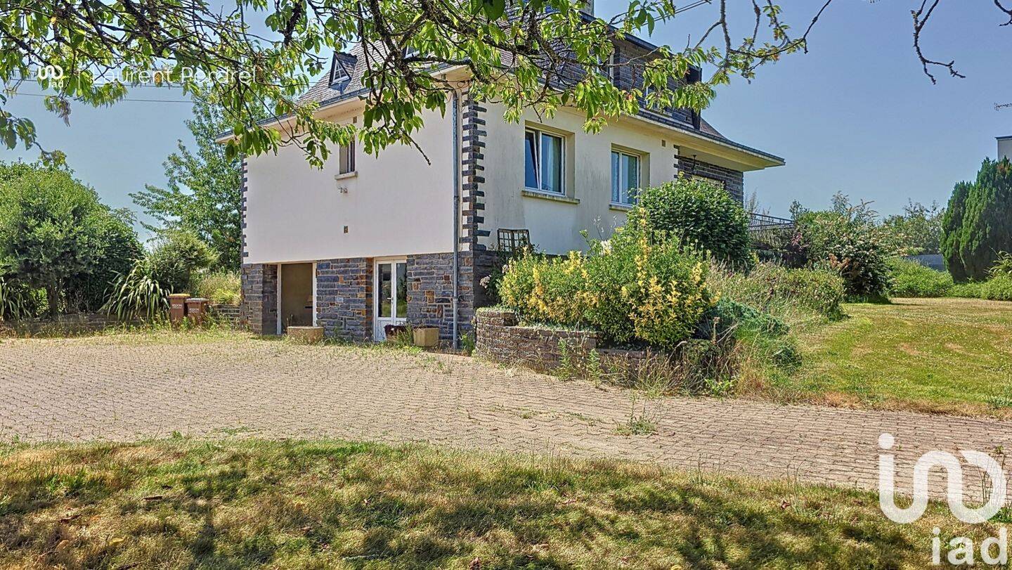 Maison 7 pièces 148 m² · à Allaire · 148 m² · 220 000 €
