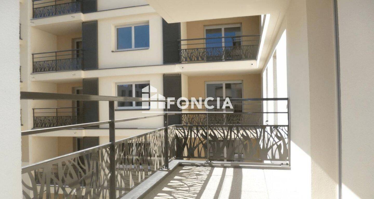 Appartement 3 pièces 62 m² · à Clermont-Ferrand · 61,5 m² · 810 €/mois