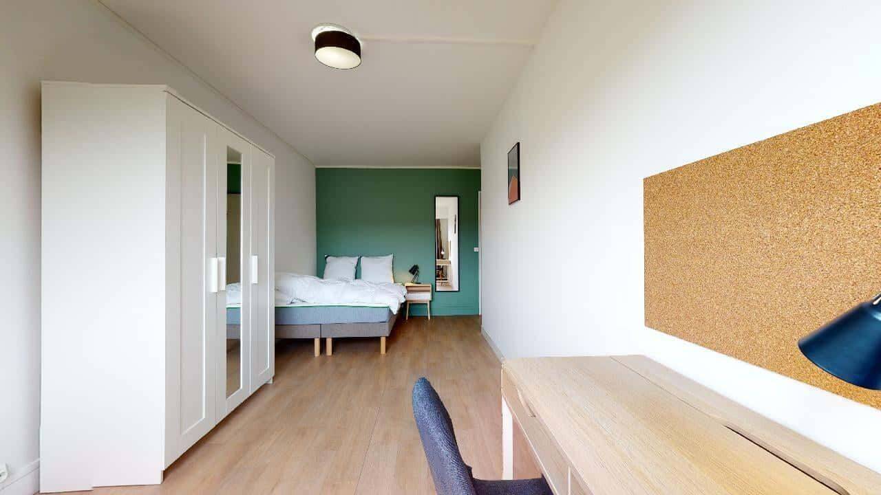 1 pièce 15 m² · à Bordeaux · 15 m² · 574 €/mois