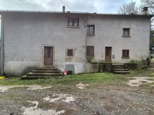 Maison à vendre 148 000 € 9 pièces 6 chambres 200 m² 900 m² de terrain Lacaune 81230