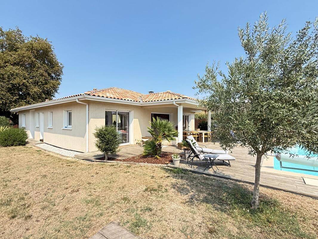 Maison 6 pièces 136 m² · à Aire-sur-l'Adour · 136 m² · 364 000 €
