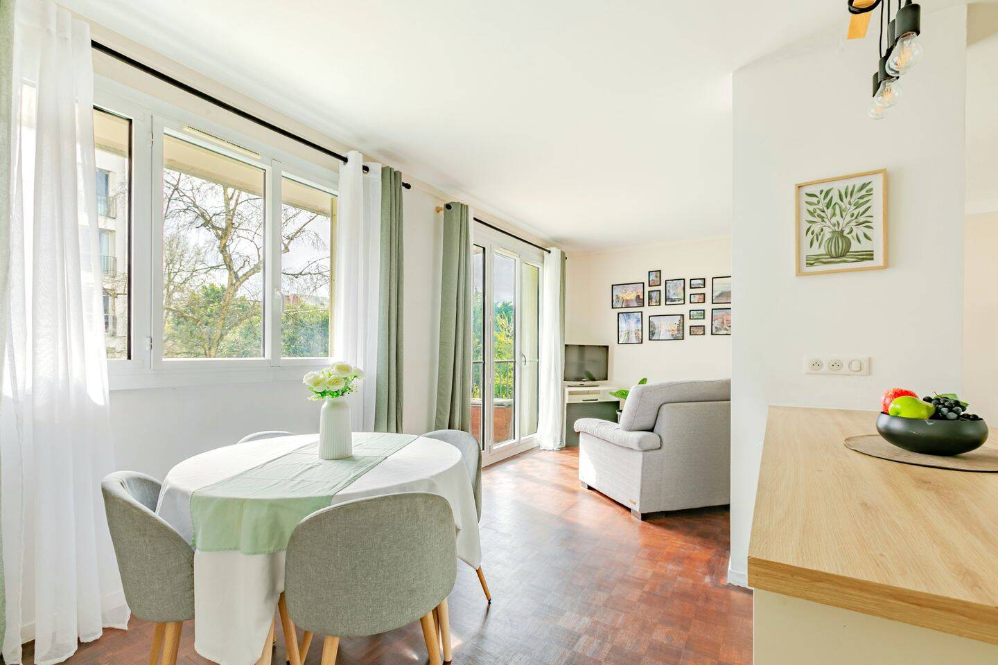 Appartement 3 pièces 57 m² · à Saint-Cloud · 57,3 m² · 350 000 €