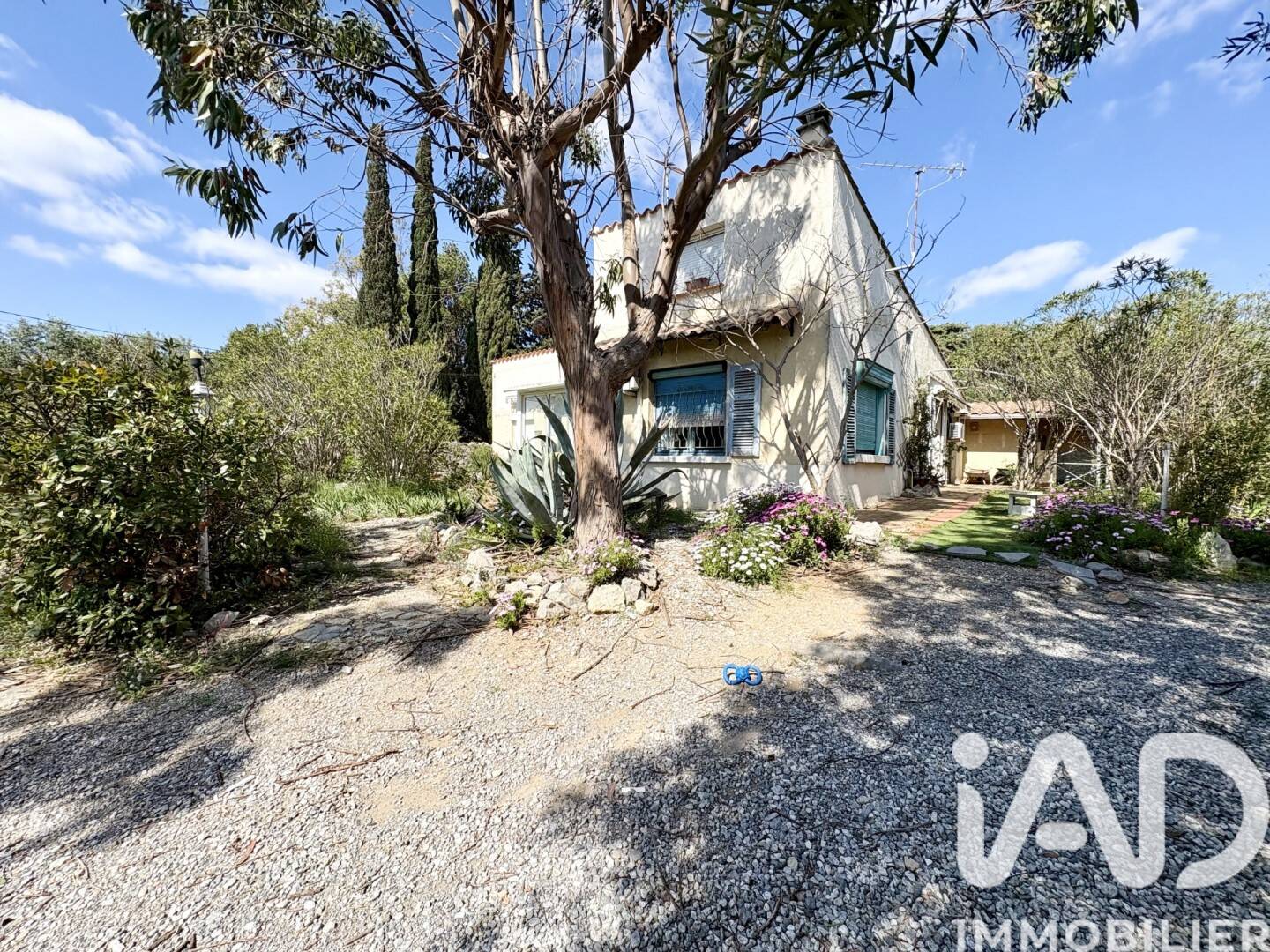 Maison 6 pièces 121 m² · à La Palme · 121 m² · 260 000 €