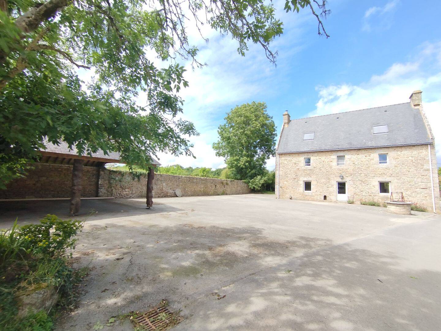 Maison 8 pièces 160 m² · à Merlevenez · 160 m² · 430 500 €
