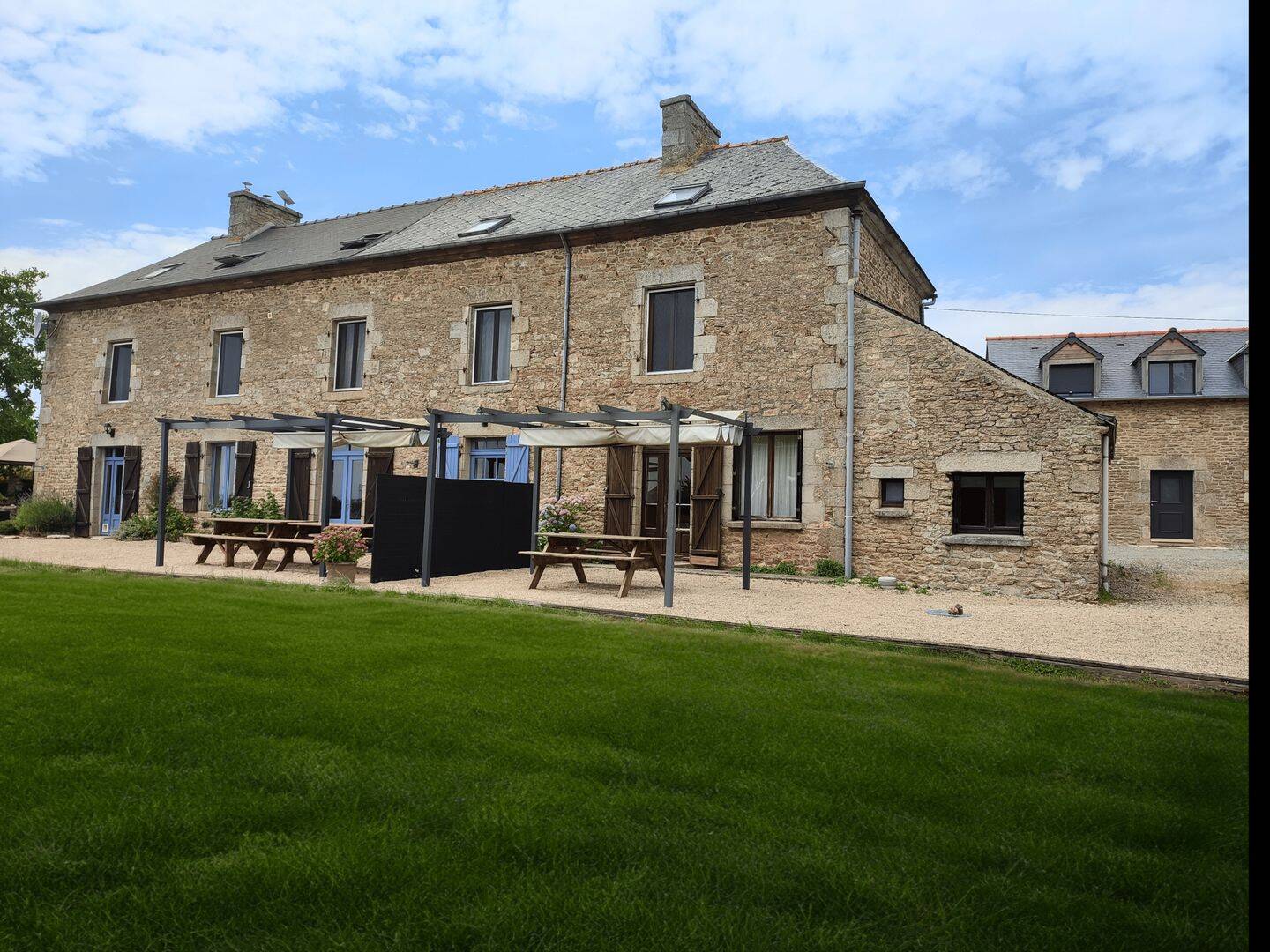 Maison 14 pièces 330 m² · à Brusvily · 329,8 m² · 580 000 €