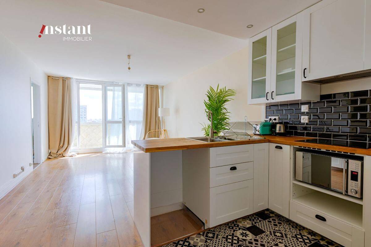 5 pièces 79 m² · à Villeurbanne · 79 m² · 500 €/mois