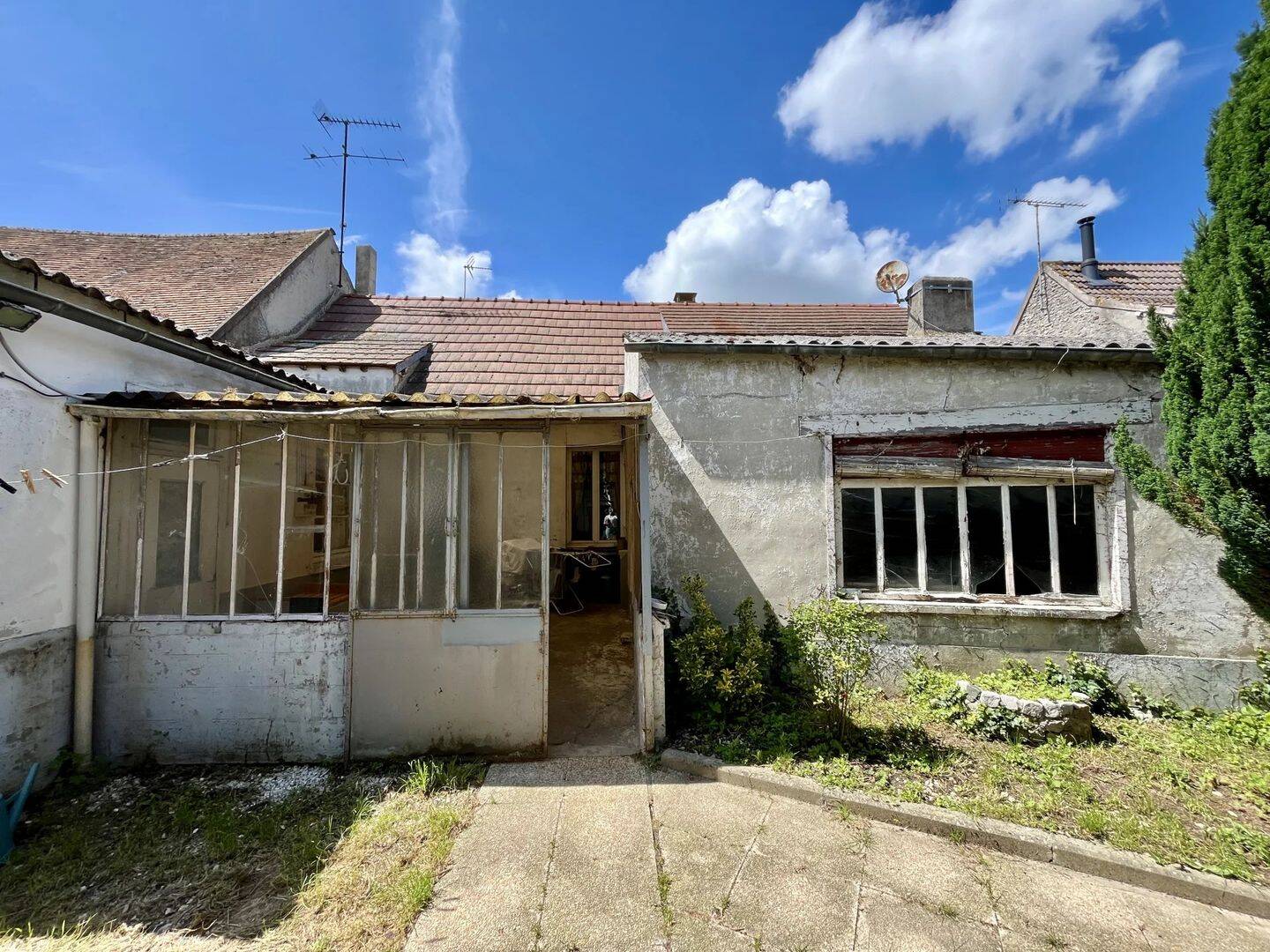 Maison 5 pièces 97 m² · à Sainville · 97,2 m² · 156 000 €