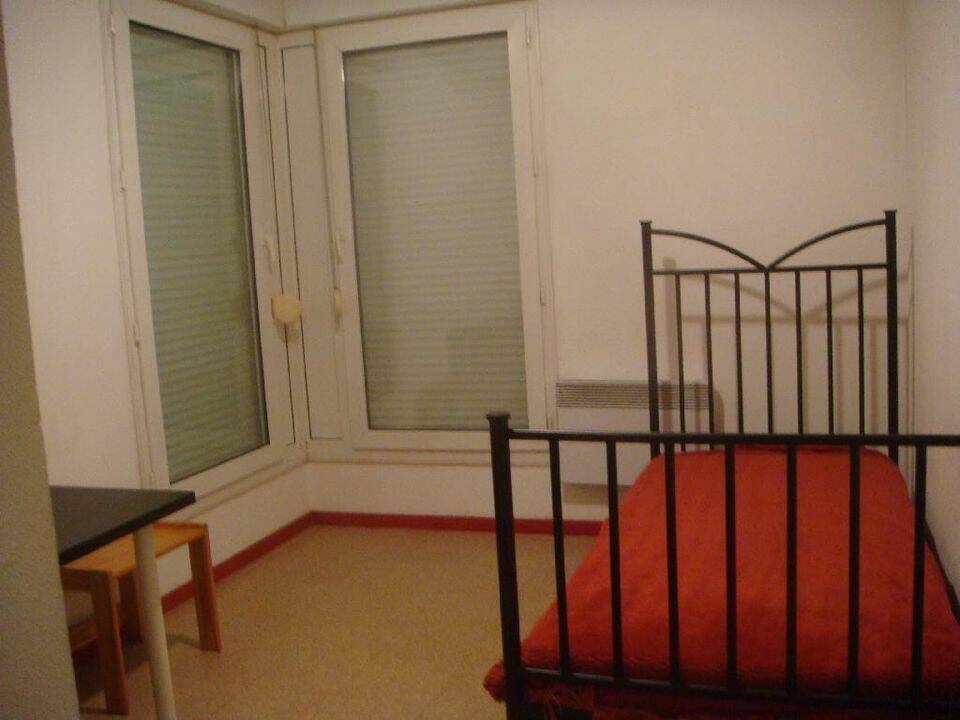 Appartement 2 pièces 36 m² · à Lyon 8ème Arrondissement · 36 m² · 768 €