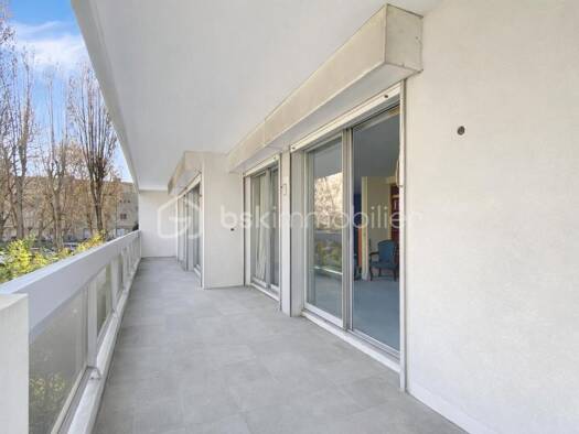 Duplex à vendre 920 000 € 5 pièces 2 chambres 155,8 m² Étage 2/2 Rue de Versailles-Monastere Ville-d'Avray 92410