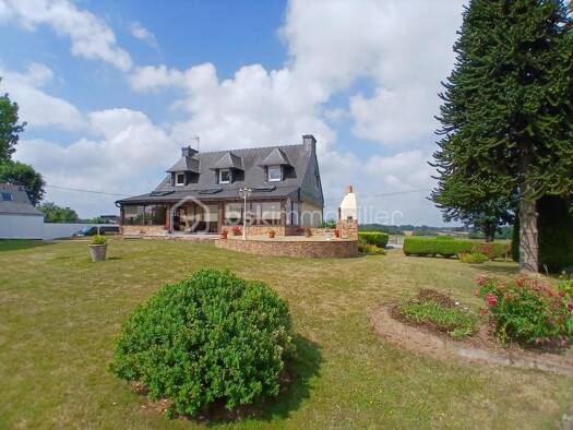 Maison à vendre 239 900 € 6 pièces 4 chambres 127 m² Plumelin 56500