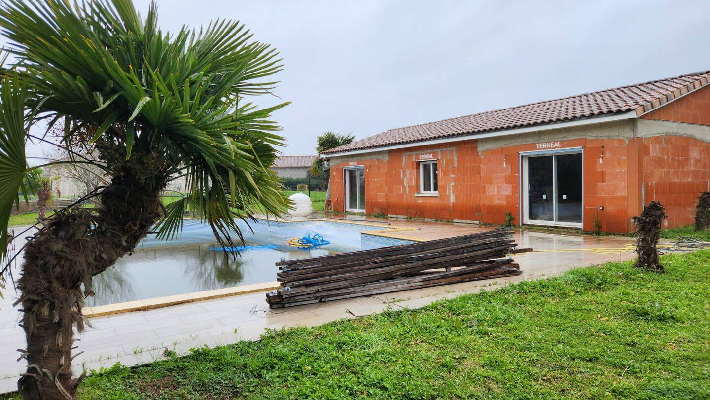 Maison 4 pièces 99 m² · à Montbeton · 99 m² · 220 000 €