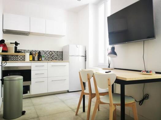 Appartement à louer - logement étudiant 540 € 1 pièce 19 m² Étage 1/1 dès le 13/04/2026 Le Village La Garde 83130