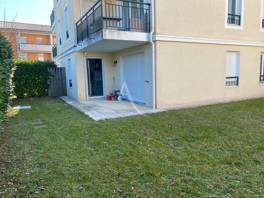 Appartement à louer 910 € 3 pièces 2 chambres 68 m² RDC/3 Gare-Peloux Mail-Citadelle Bourg-en-Bresse 01000