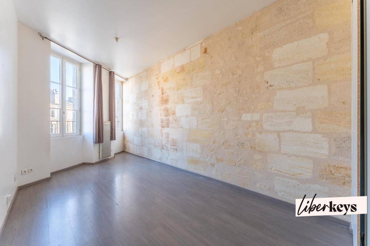 Appartement 1 pièce 32 m² · à Bordeaux · 32 m² · 135 000 €