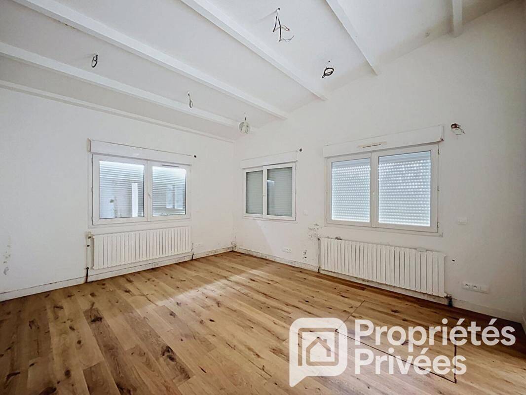 Maison 5 pièces 121 m² · à Clamart · 121 m² · 330 000 €