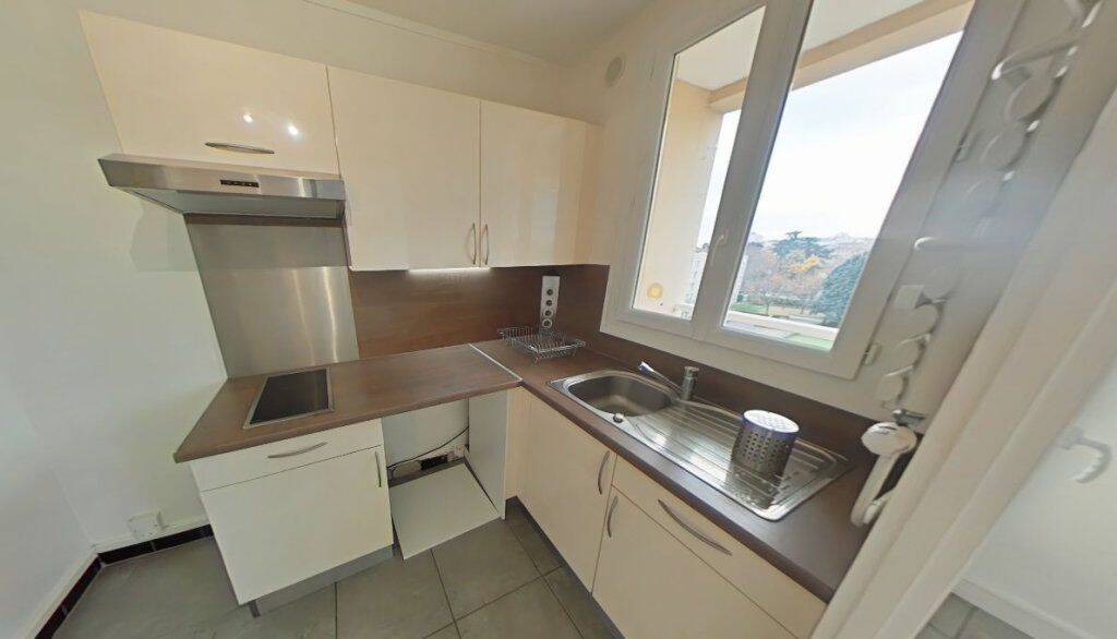 Appartement 2 pièces 39 m² · à Caluire-Et-Cuire · 39 m² · 634 €