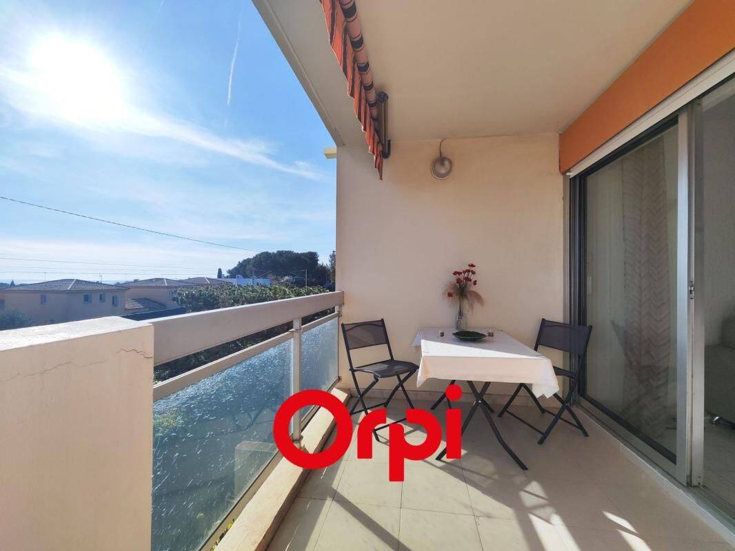 Appartement 1 pièce 24 m² · à Bandol · 23,6 m² · 155 000 €