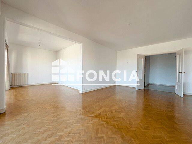 Appartement 4 pièces 103 m² · à Cholet · 103,4 m² · 995 €