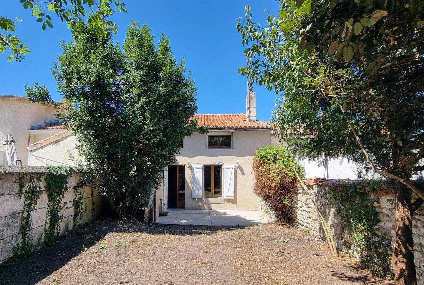 Maison 5 pièces 99 m² · à Ruelle-sur-Touvre · 99 m² · 138 600 €