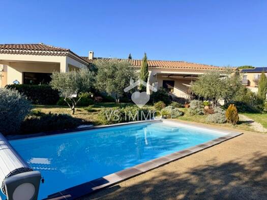 Maison en viager - Première occupation occupé Bouquet 412 000 € 6 pièces 4 chambres 160 m² 856 m² de terrain Ouest Sud Vaison-la-Romaine 84110