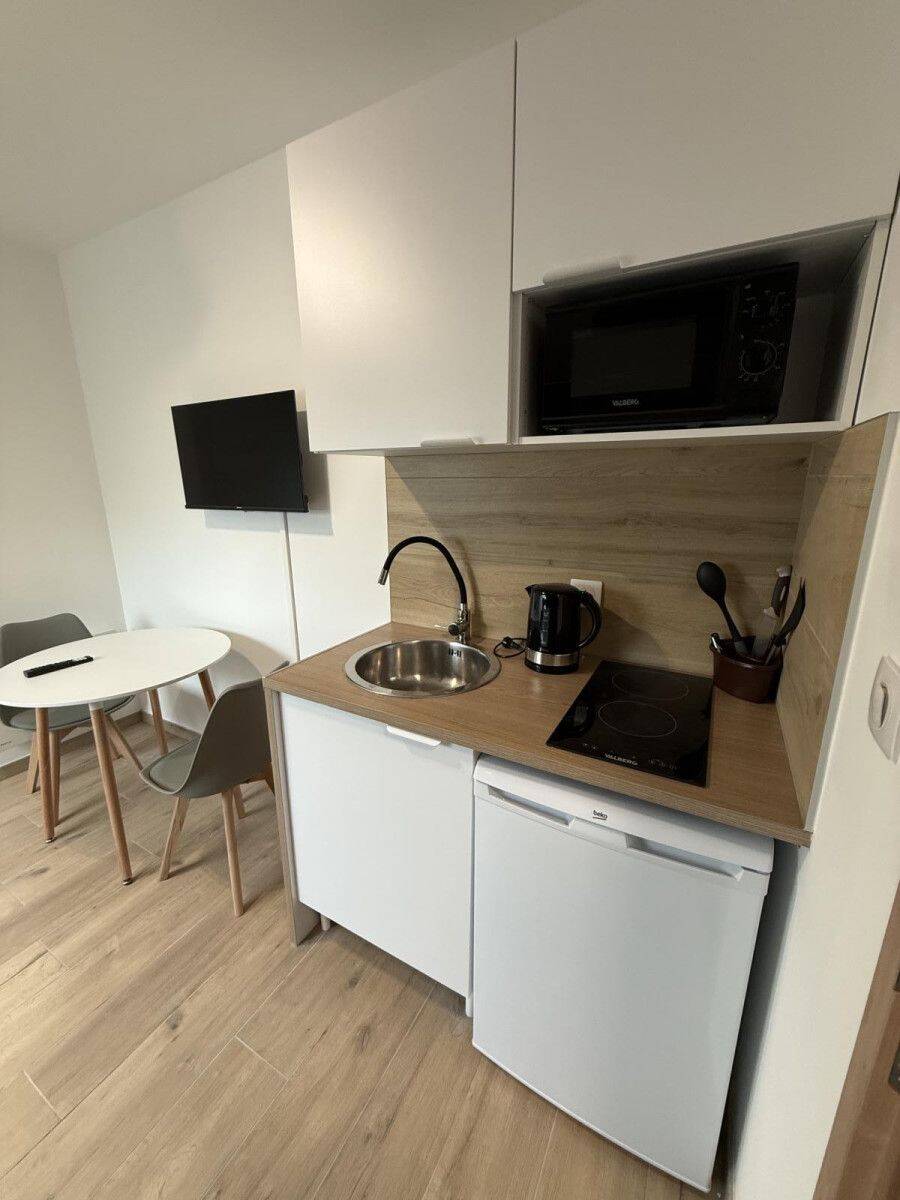 Appartement 1 pièce 10 m² · à Annecy · 10 m² · 549 €/mois