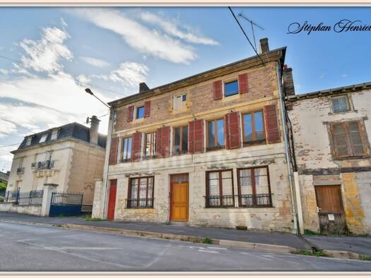 Maison à vendre - neuf 125 000 € 11 pièces 4 chambres 311 m² 206 m² de terrain Centre Nord Vouziers 08400
