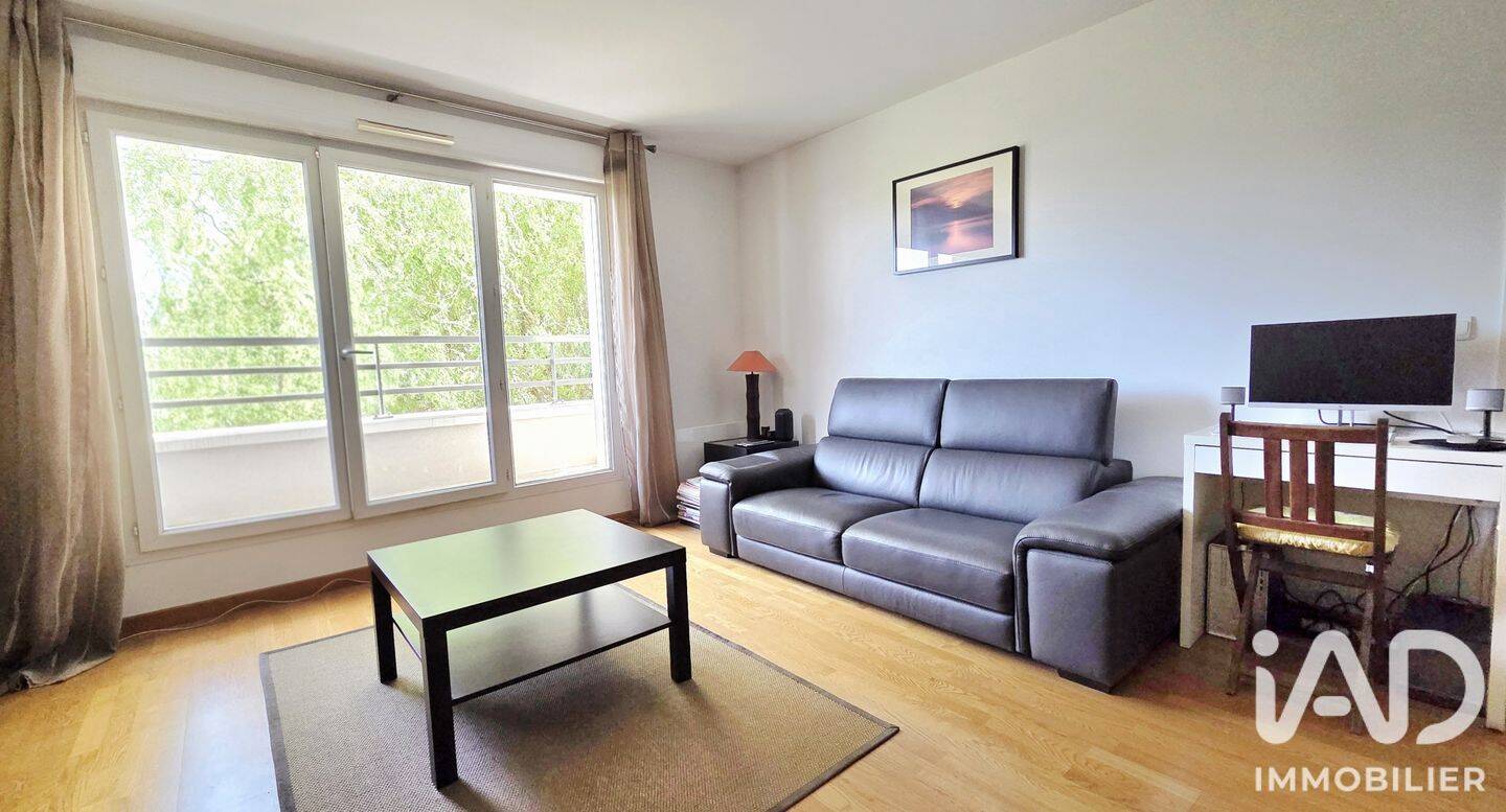 Appartement 2 pièces 42 m² · à Villeneuve-le-Roi · 41,7 m² · 172 000 €