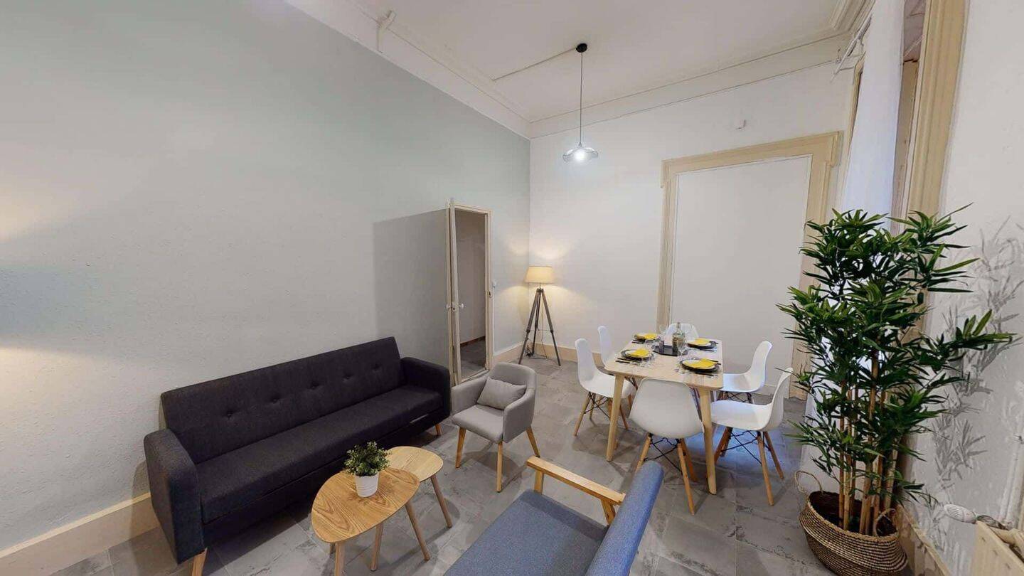 Chambre dans le 29 rue Maguelone - Colocation — 8