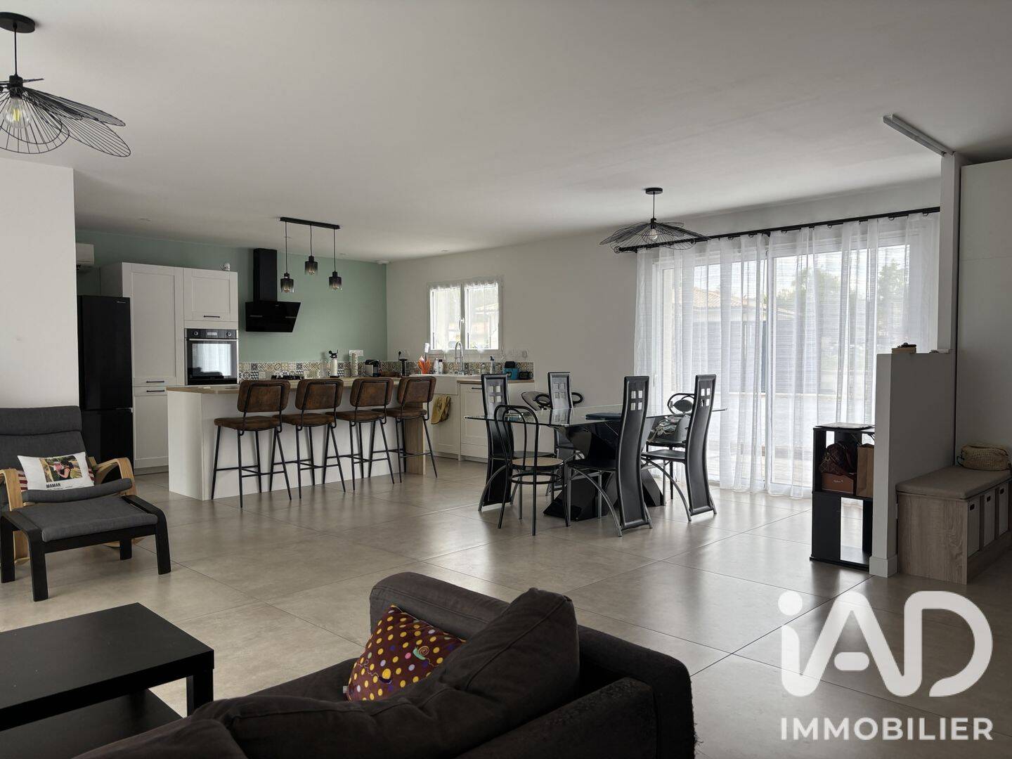 Maison 4 pièces 115 m² · à Salles · 115 m² · 1 530 €/mois