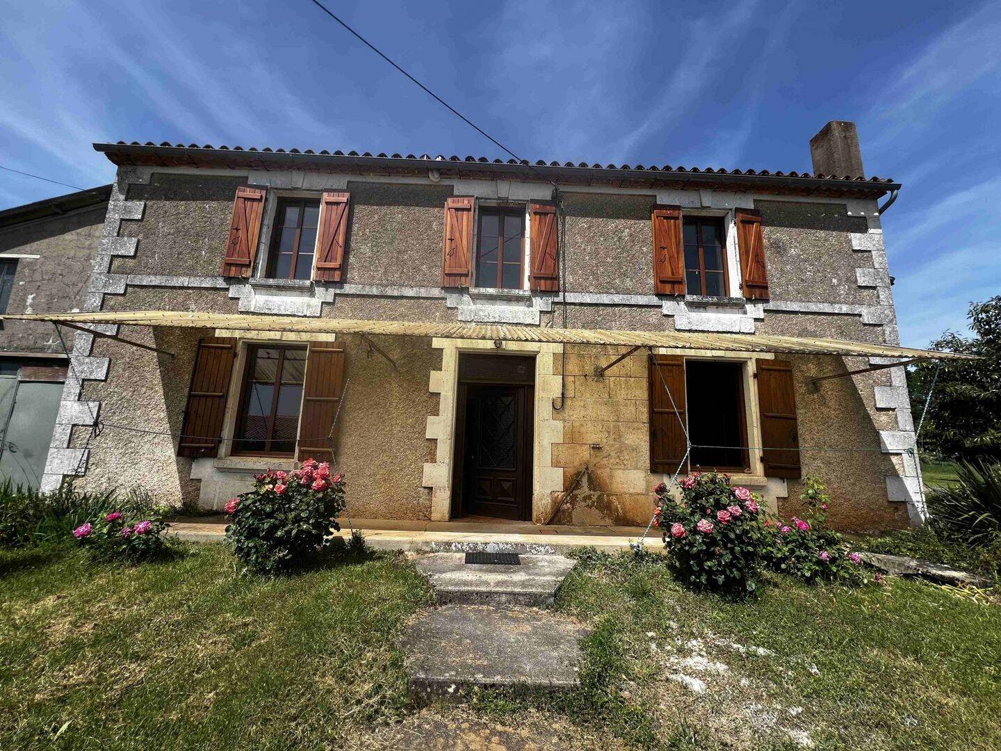 Maison 3 pièces 121 m² · à Chasseneuil-sur-Bonnieure · 120,5 m² · 96 300 €