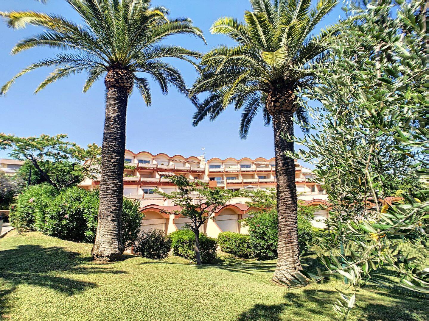 Appartement 2 pièces 30 m² · à Antibes · 30 m² · 225 000 €