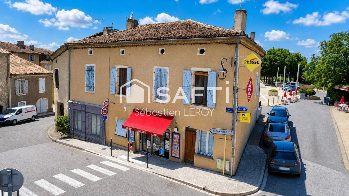 Maison 3 pièces 157 m² · à Mauvezin · 157 m² · 150 000 €